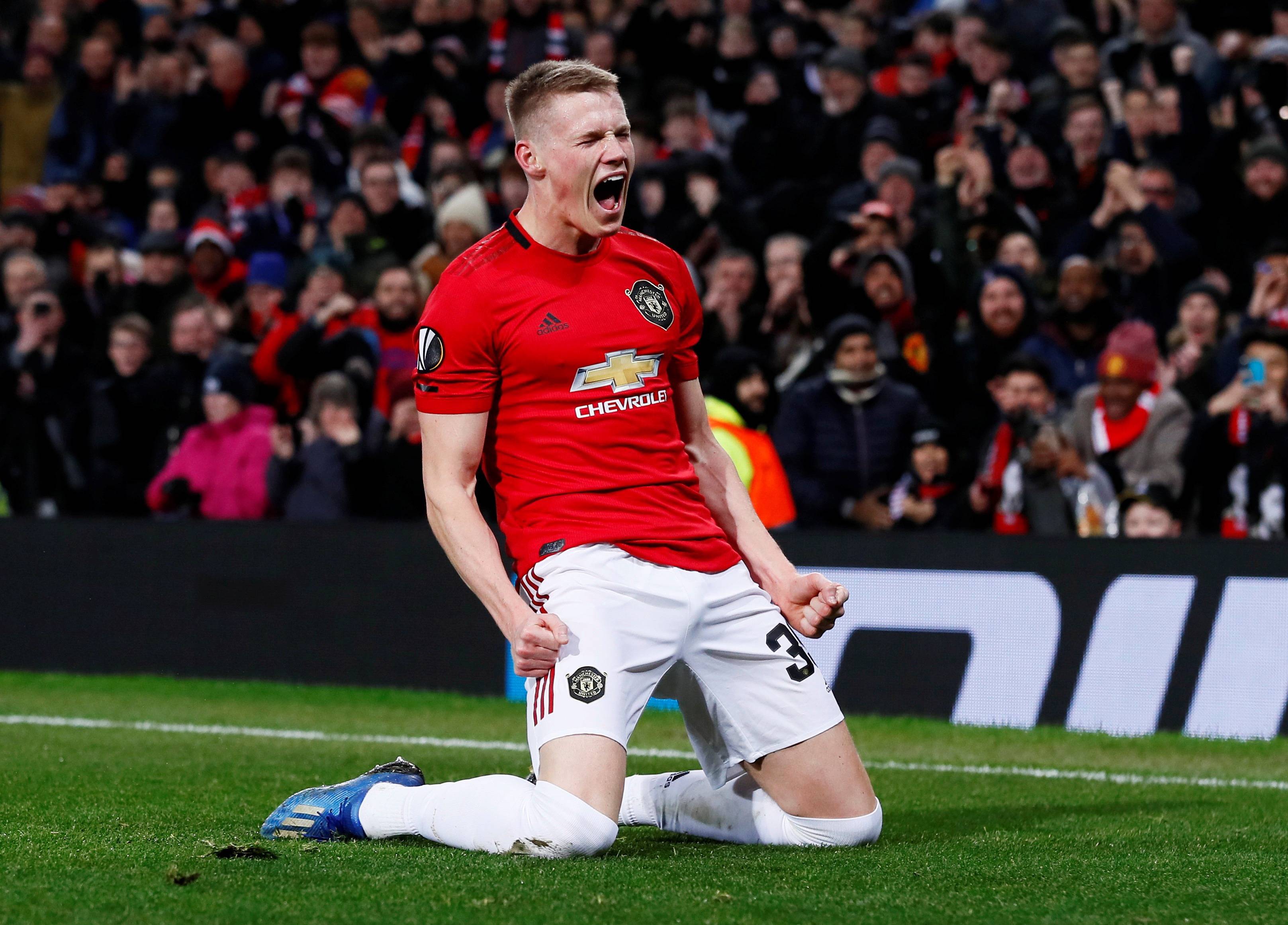 爱游戏在线-包含阿贾克斯胜出利物浦：主场实力悬殊的词条