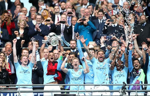 揭秘:马赛大胜对手,晋级欧冠半决赛! 揭秘:马赛大胜对手,晋级欧冠半决赛!