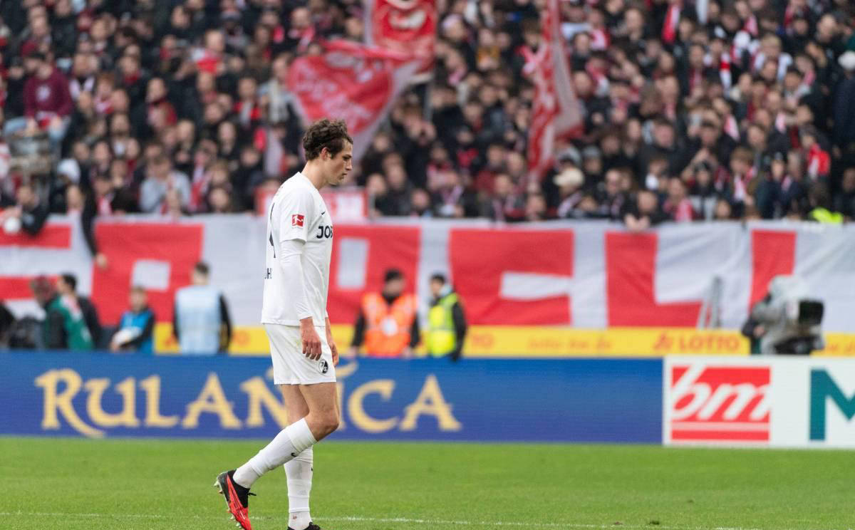 爱游戏官网-弗赖堡与奥格斯堡为了胜利而战，谁将胜出？的简单介绍