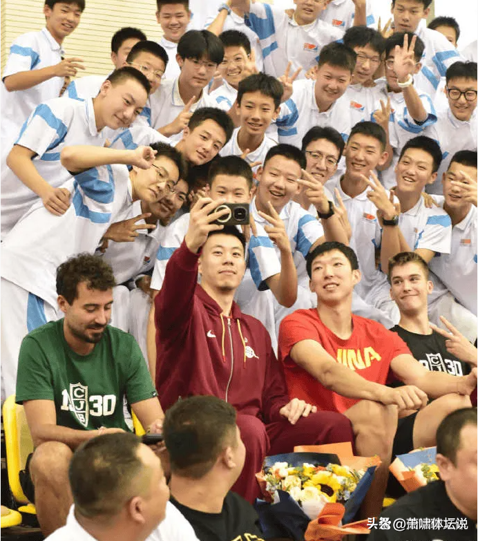 关于欧洲球员与球队合作举办篮球公益活动的信息 关于欧洲球员与球队合作举办篮球公益活动的信息