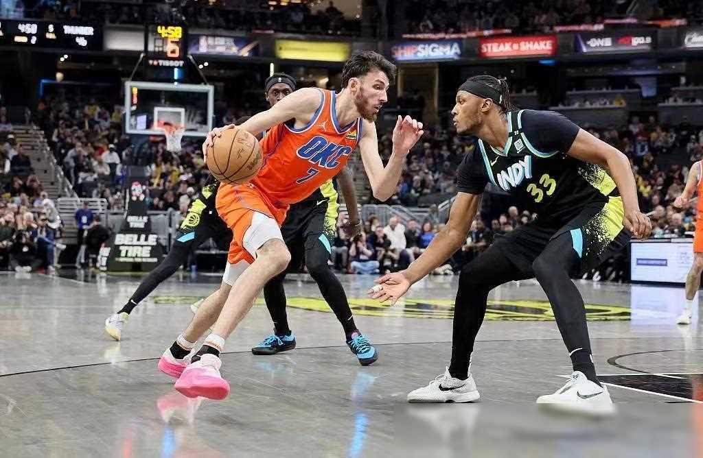 步行者队主场失利,接连遭遇困境 步行者队主场失利,接连遭遇困境