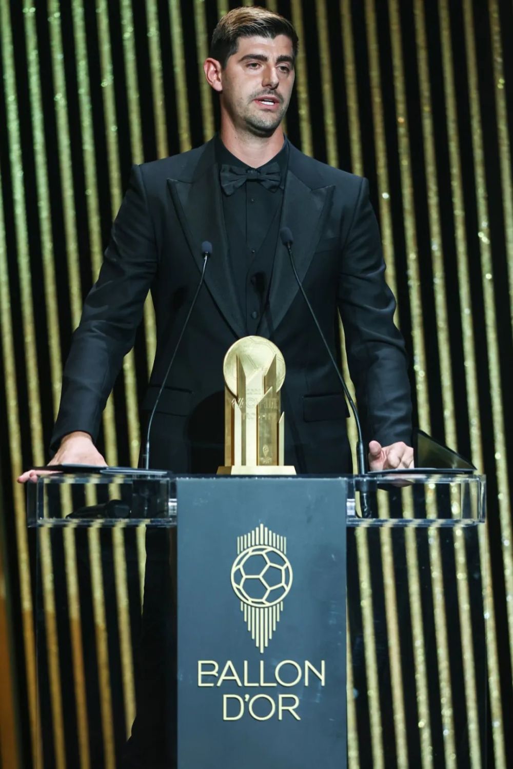 包含澳大利亚女足选手斩获国际赛事最佳球员称号的词条