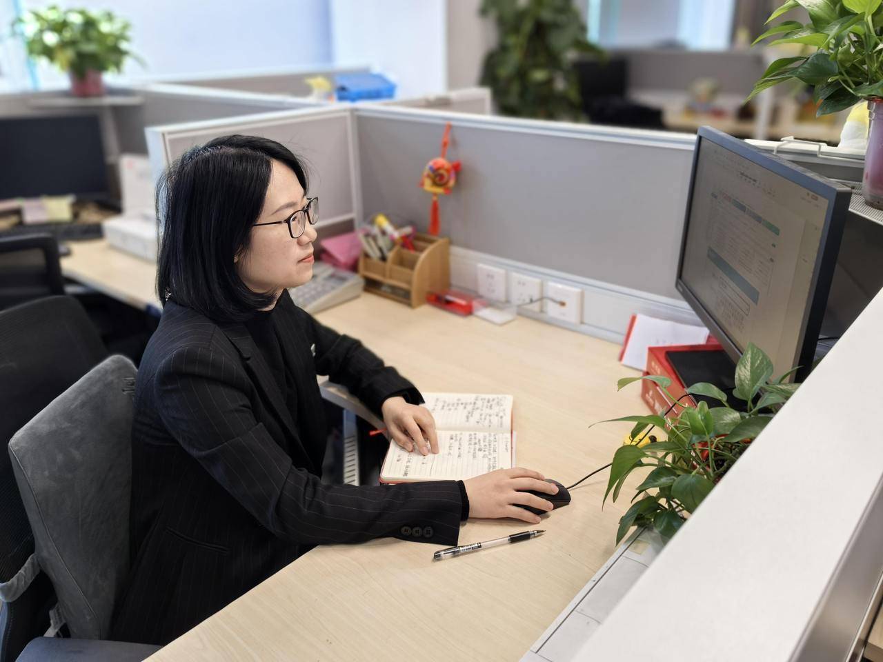 包含嘉兴兴业队员在比赛中展现出优异状态的词条