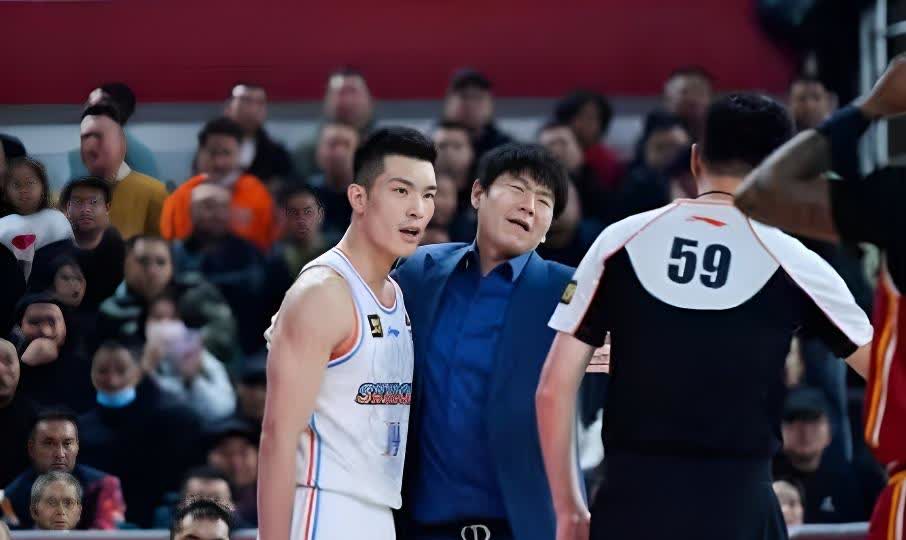 亚洲男篮联赛四强战:强强对决,谁能问鼎冠军?的简单介绍 亚洲男篮联赛四强战:强强对决,谁能问鼎冠军?的简单介绍