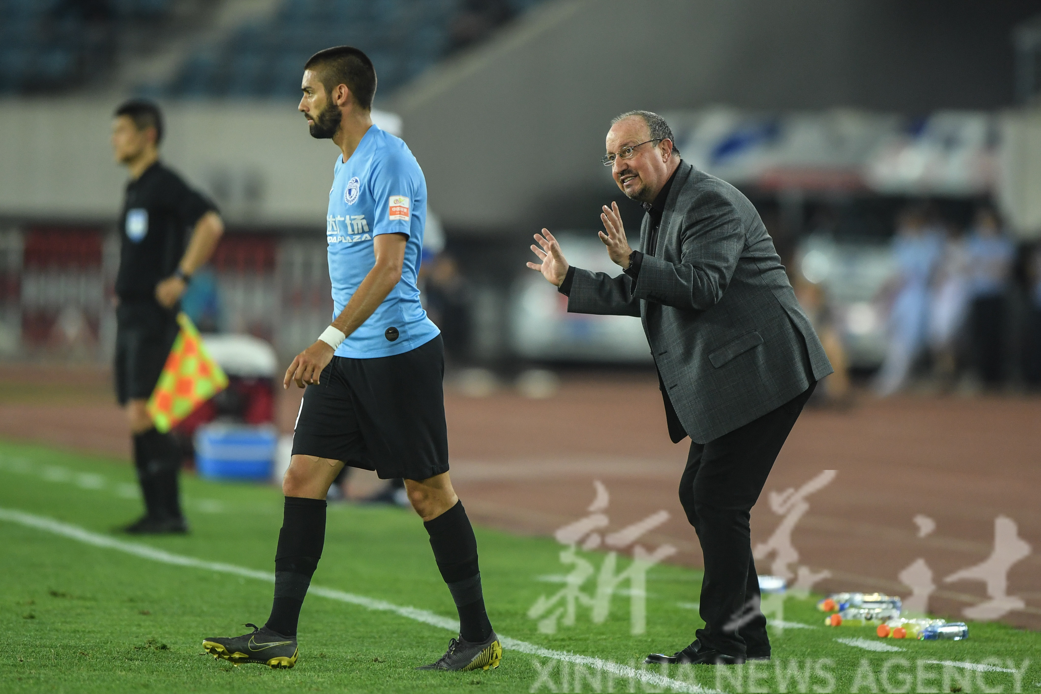 包含队魔星现!广州恒大豪取大连一方战果显赫的词条 包含队魔星现!广州恒大豪取大连一方战果显赫的词条