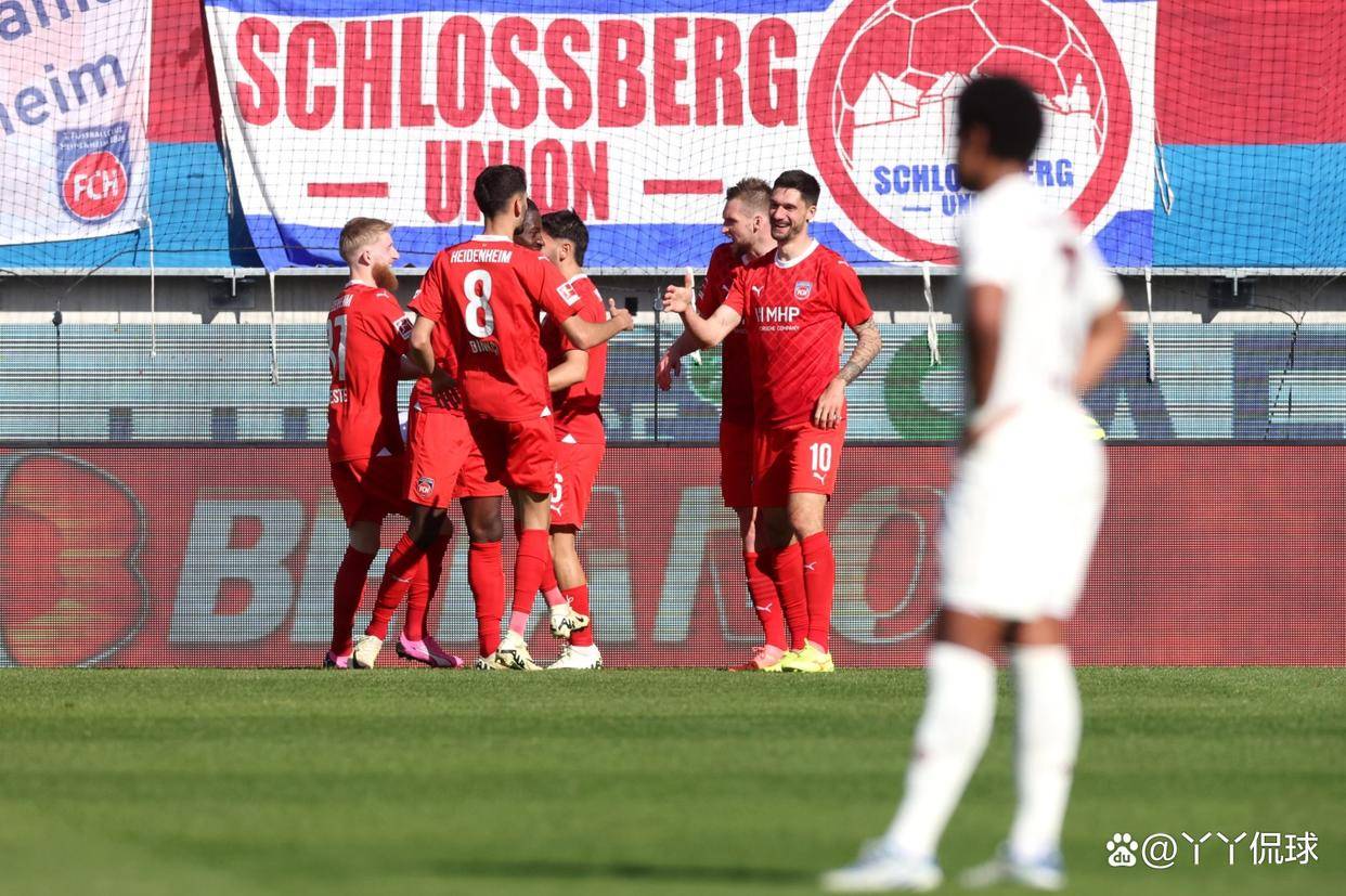 爱游戏娱乐-关于拜仁慕尼黑士气高昂，客场对阵法兰克福力争取胜的信息
