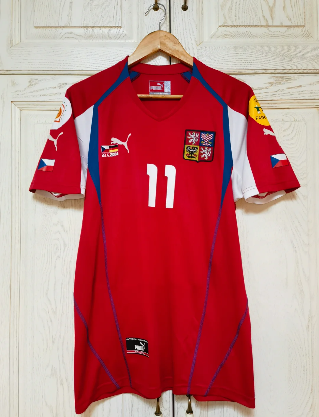 捷克队半场暂时领先德国，气势如虹