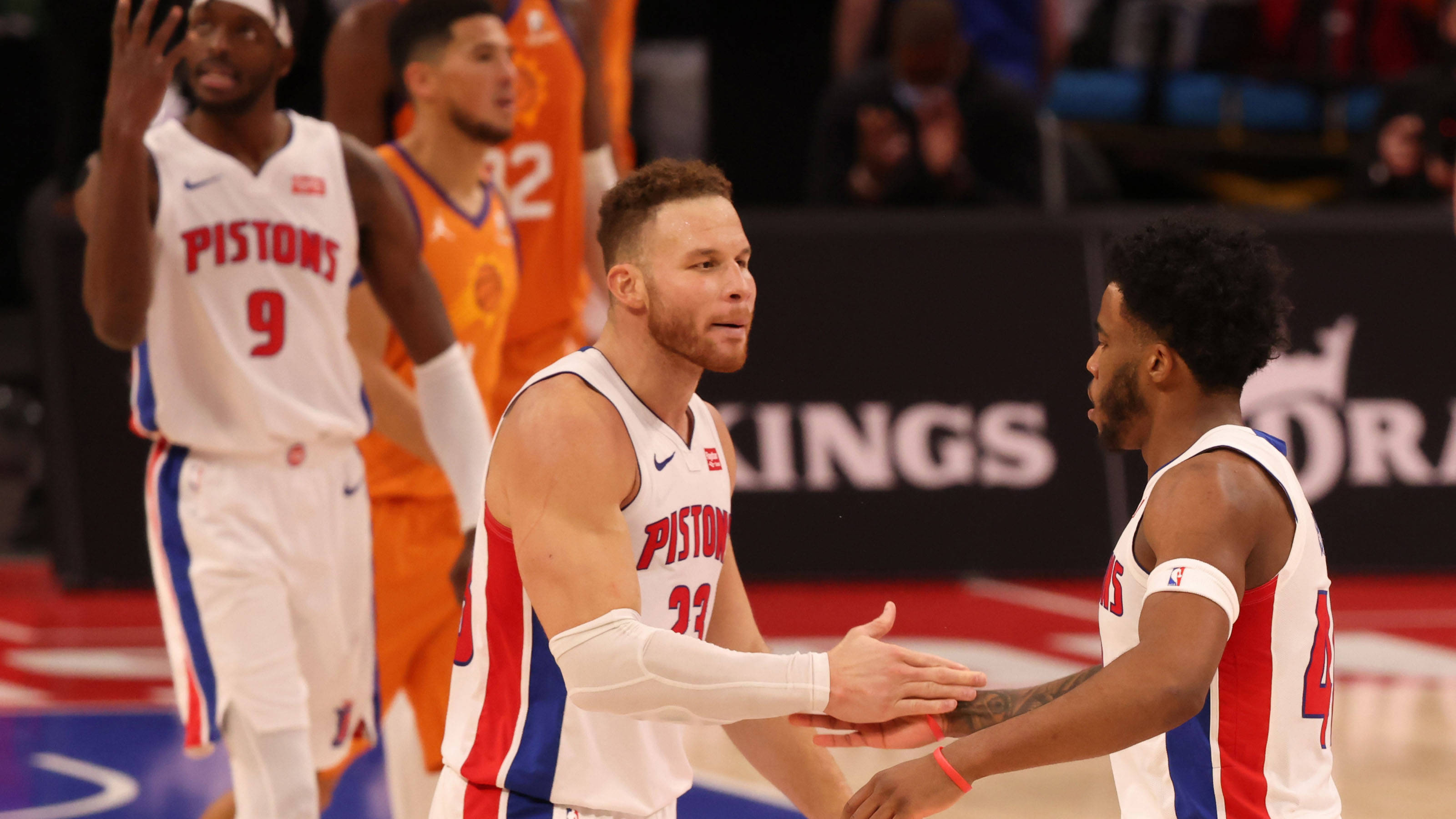 活塞队员格里芬在比赛中迎来高光时刻 活塞队员格里芬在比赛中迎来高光时刻