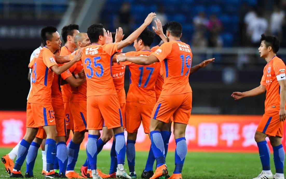 鲁能宣布举办青训营,提振球队后备力量,培养优秀球员的简单介绍 鲁能宣布举办青训营,提振球队后备力量,培养优秀球员的简单介绍