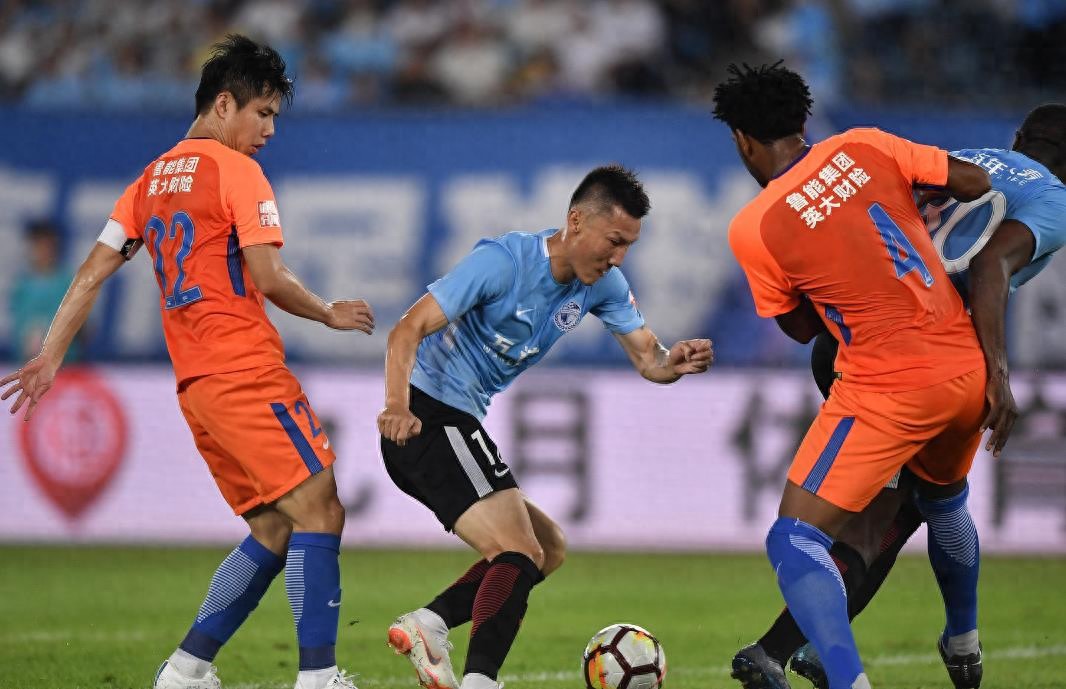 鲁能宣布举办青训营,提振球队后备力量,培养优秀球员的简单介绍 鲁能宣布举办青训营,提振球队后备力量,培养优秀球员的简单介绍