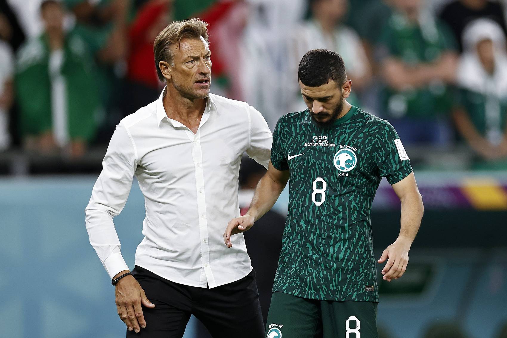 包含阿根廷国脚转会世界杯冠军球队，加盟谋求新突破的词条