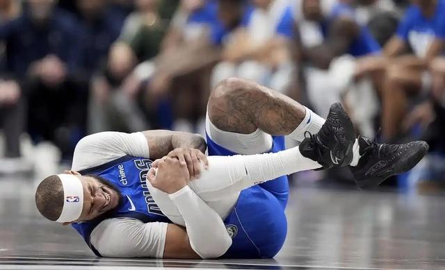 小牛主教练暴怒，球队连败三场令人堪忧的简单介绍