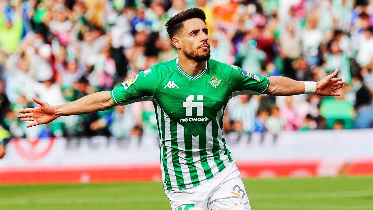 沙尔克遭遇惨败，战术未见成效，面临保级压力的简单介绍