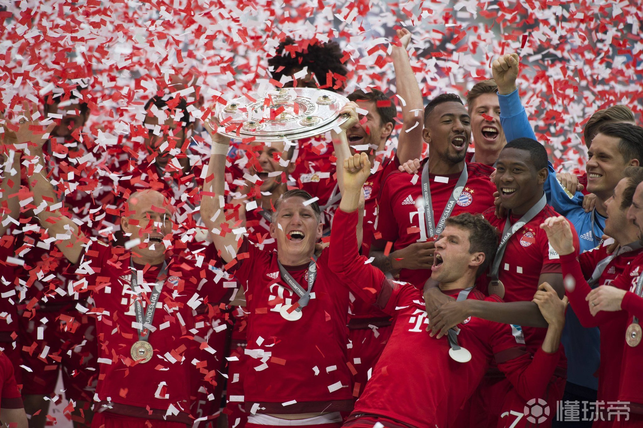 德国球员与俱乐部续约三年合同 德国球员与俱乐部续约三年合同