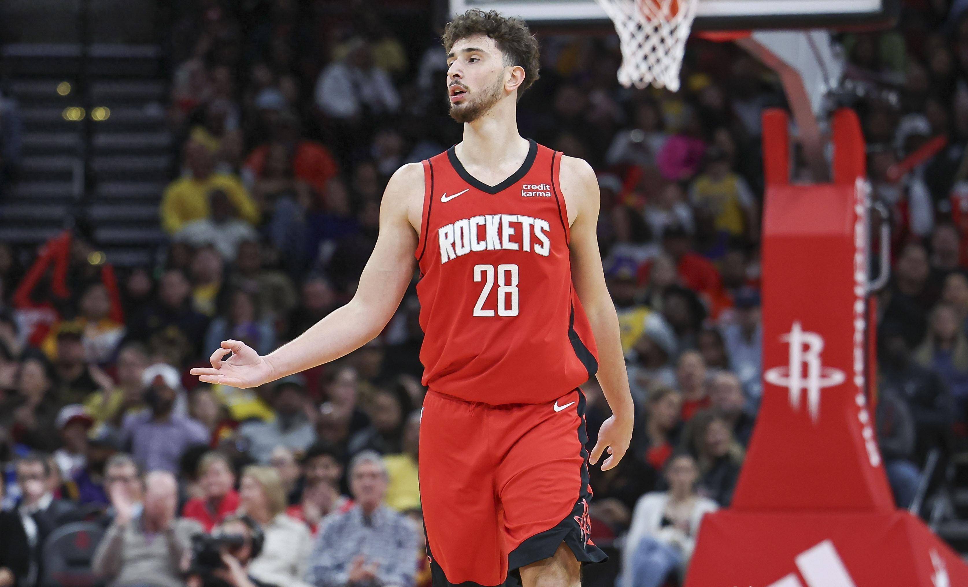 老鹰势不可挡，逆转战胜开拓者队的简单介绍