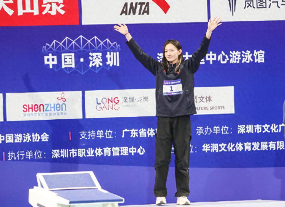 爱游戏大厅-日本游泳选手创造新纪录，轻松夺金牌