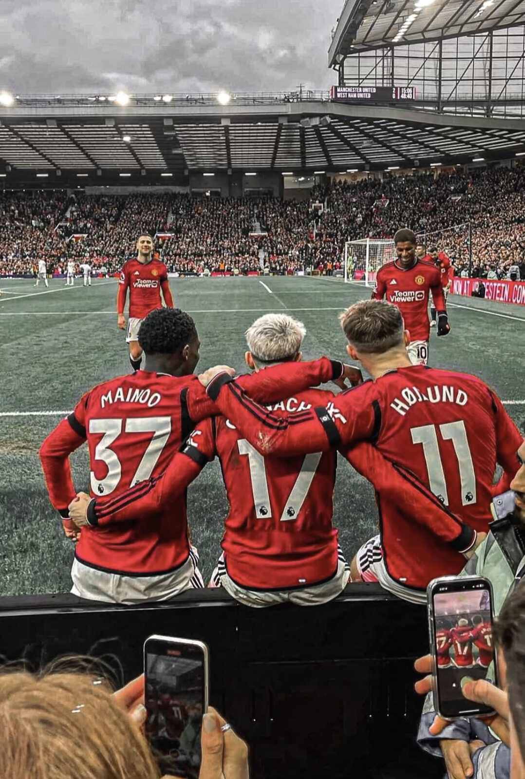 曼联平局收场,保持不败战绩! 曼联平局收场,保持不败战绩!