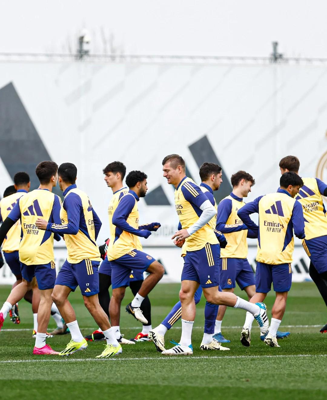 赫塔菲球队面对挑战锲而不舍追赶