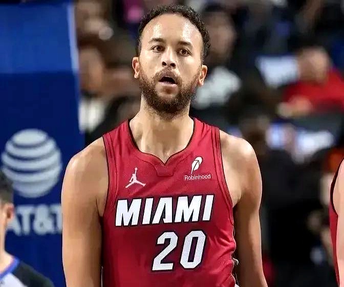 爱游戏官网-NBA季后赛：热火击败凯尔特人取得领先