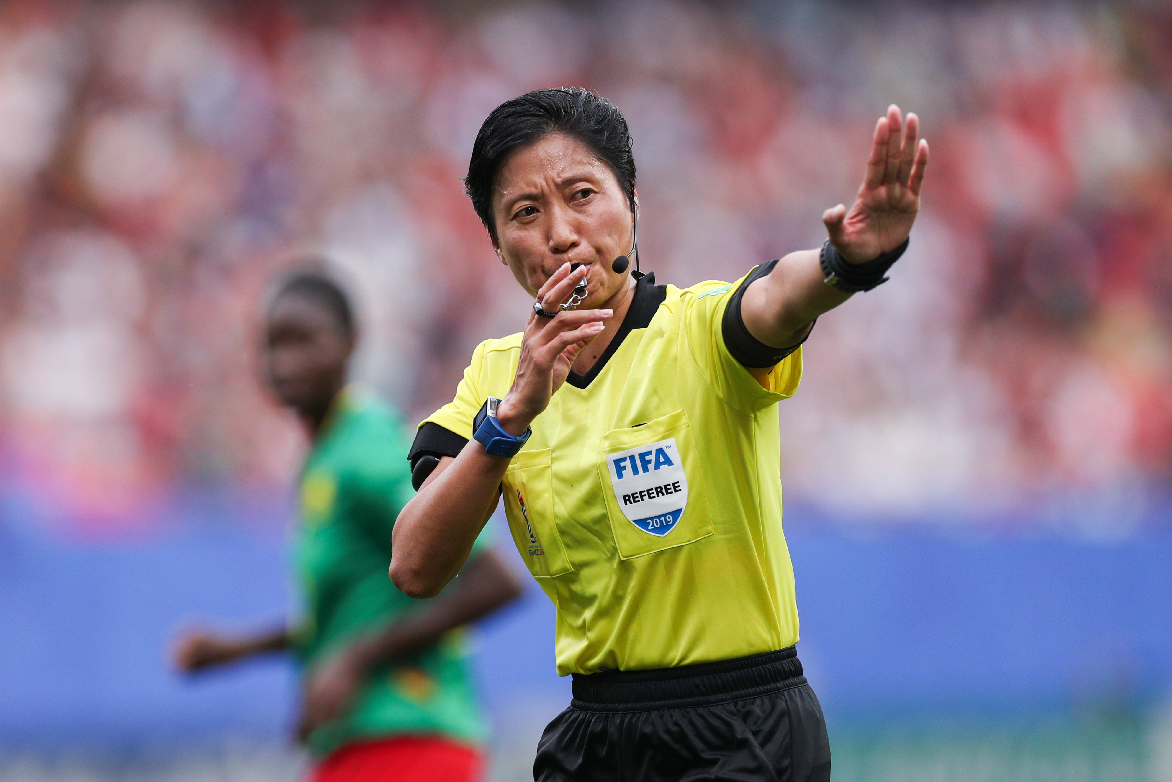 爱游戏下载-法国世界级著名裁判备战新赛季执法的简单介绍