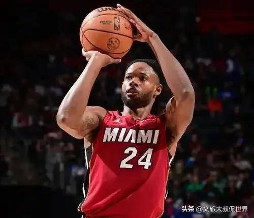 包含热火后卫长途奔袭，球队取得胜利的词条