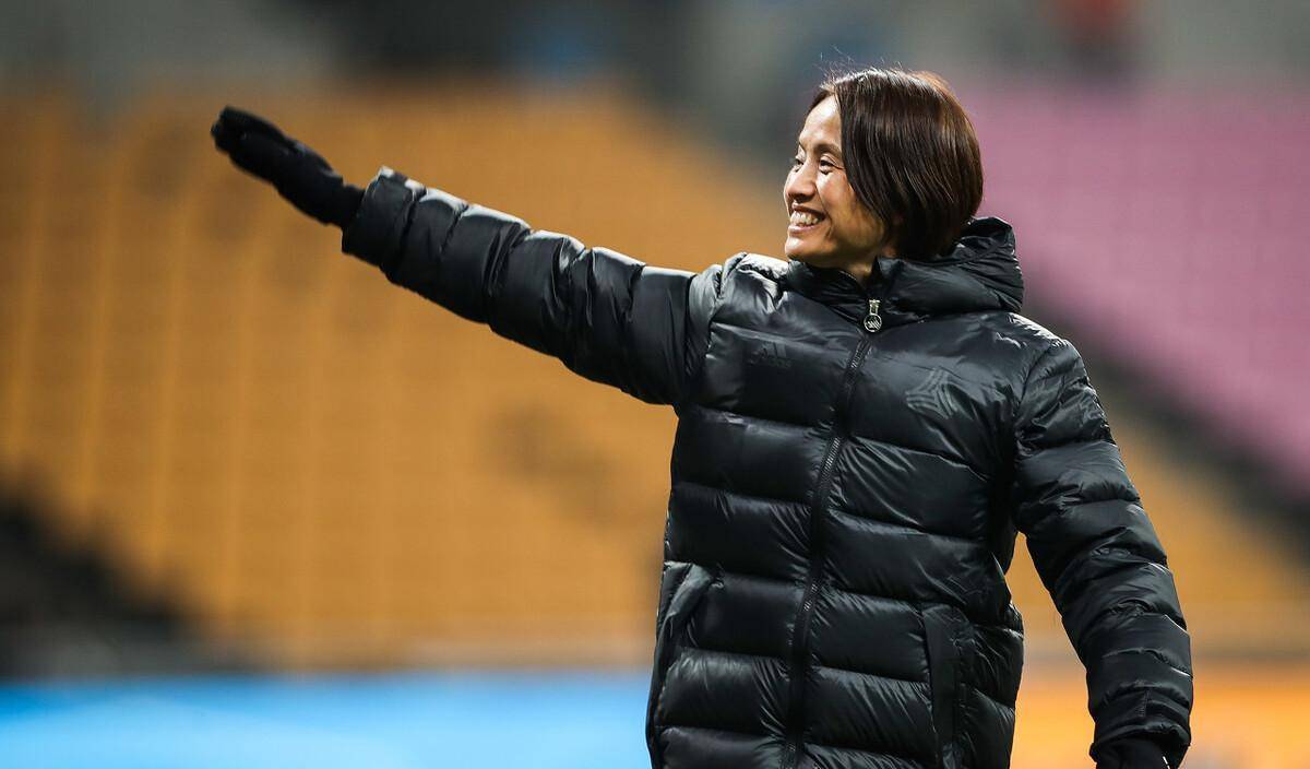 爱游戏体育-中国女足总教练再次呼吁球迷为球队加油助威的简单介绍