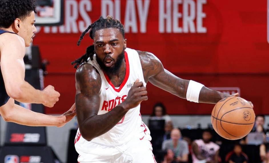 爱游戏tv-关于火箭队新援表现抢眼，球队实力提升的信息