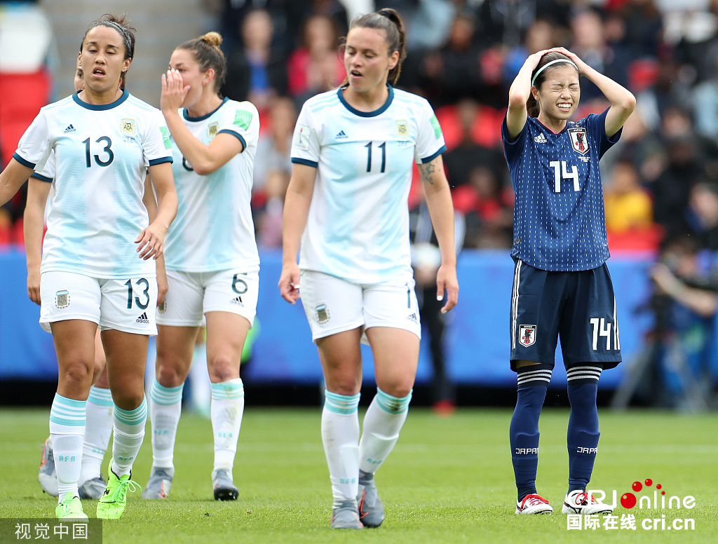 国际足球友谊赛:阿根廷女足实力惊人 国际足球友谊赛:阿根廷女足实力惊人