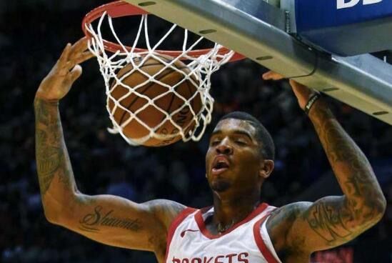 爱游戏官方入口-魔术大将伤愈归来，助球队逆袭